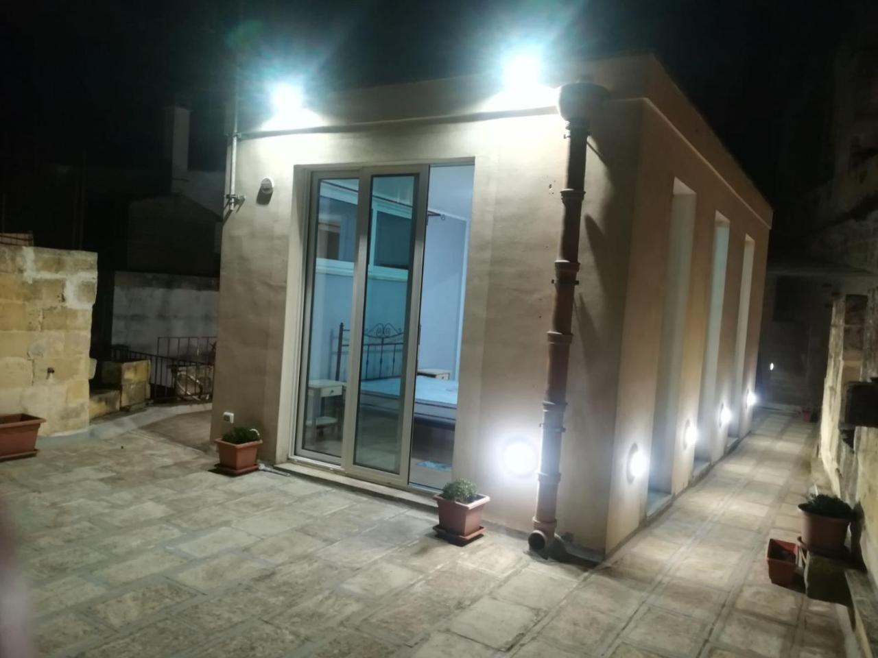 Dimora Dell'Artista Bed & Breakfast Lecce Eksteriør bilde
