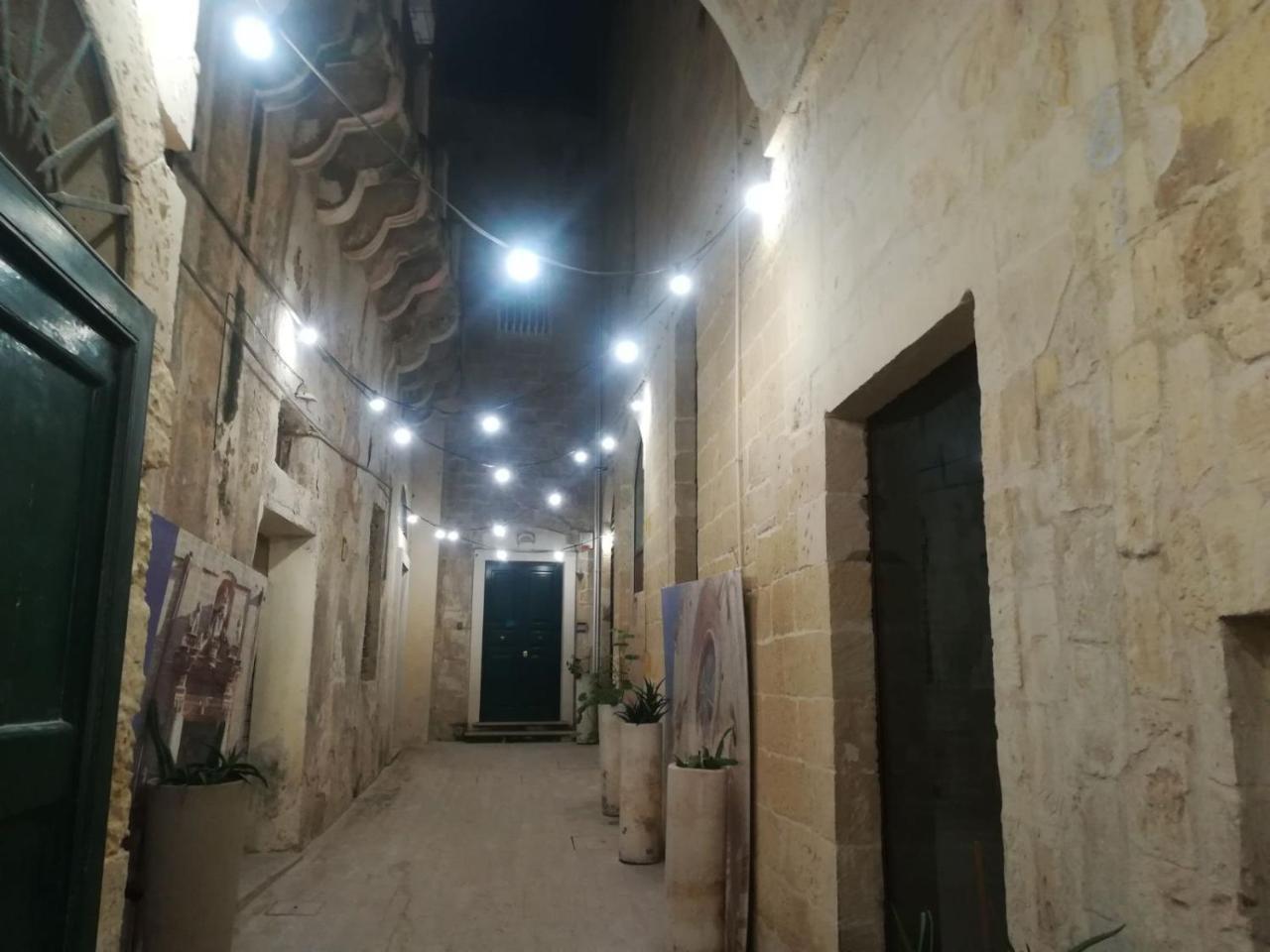 Dimora Dell'Artista Bed & Breakfast Lecce Eksteriør bilde